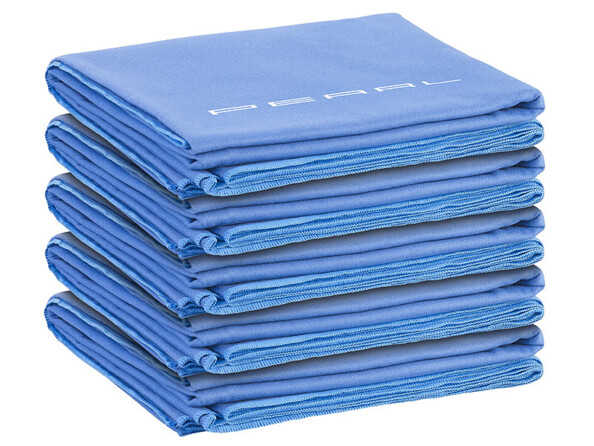 Lot de 5 serviettes de bain Pearl en microfibres synthétiques.
