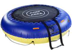 Bouée trampoline 4 en 1 Infactory. S'utilise comme une pataugeoire ou un trampoline dans le jardin