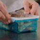 Clever Box avec couvercle en silicone ultra flexible.