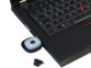  LED amovible en train de charger sur un ordinateur portable